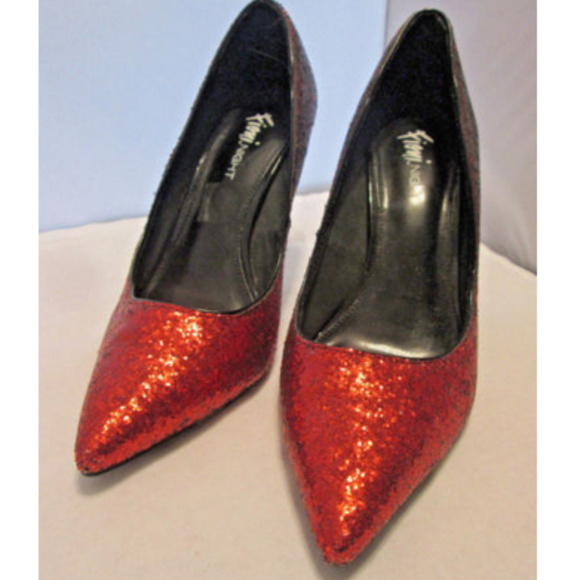 FIONI NIGHT Shoes - NWOT FIONI SIZE 9 1/2 M STELLETO HEEL RED GLITTER